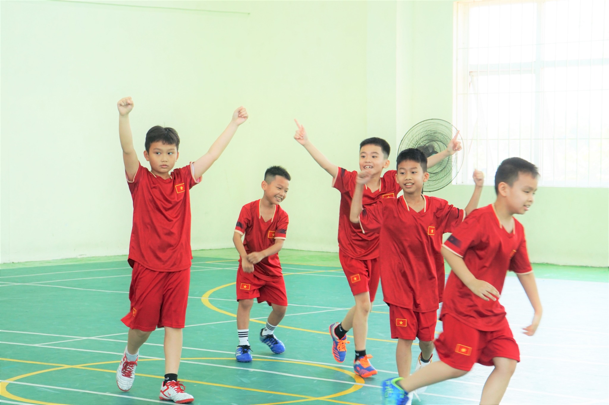 GIẢI BÓNG ĐÁ VICSCHOOL – CẬP NHẬT KẾT QUẢ VÒNG BÁN KẾT VÀ DANH SÁCH CÁC ĐỘI THAM DỰ VÒNG CHUNG KẾT