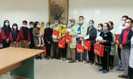 VICTORIA THĂNG LONG VIẾT TIẾP HÀNH TRÌNH THIỆN NGUYỆN TẠI BỆNH VIỆN K – CƠ SỞ TÂN TRIỀU