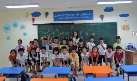 Khóa II CLB Hè 2022 & Trại hè Tiếng Anh CCS của Victoria Thăng Long đã bắt đầu