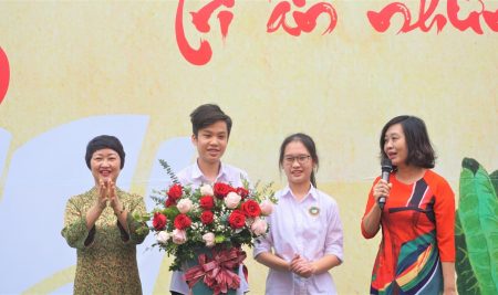 MÙA NHỚ NGƯỜI GIEO NẮNG CỦA VICTORIA THĂNG LONG