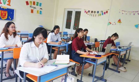 TẠP CHÍ ĐIỆN TỬ GIÁO DỤC VIỆT NAM: THẦY CÔ VICTORIA THĂNG LONG NGÀY NGÀY NỖ LỰC THỰC HIỆN ĐỔI MỚI VIỆC DẠY HỌC