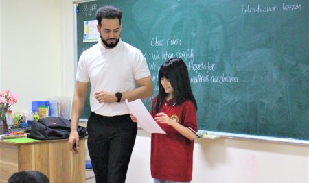 NHỮNG GIỜ HỌC TIẾNG ANH HẤP DẪN VỚI GIÁO VIÊN NƯỚC NGOÀI TẠI VIC SCHOOL