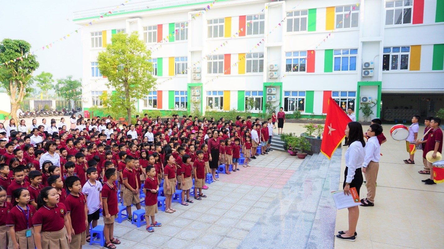 Hưởng ứng tháng ATGT tại Victoria Thăng Long