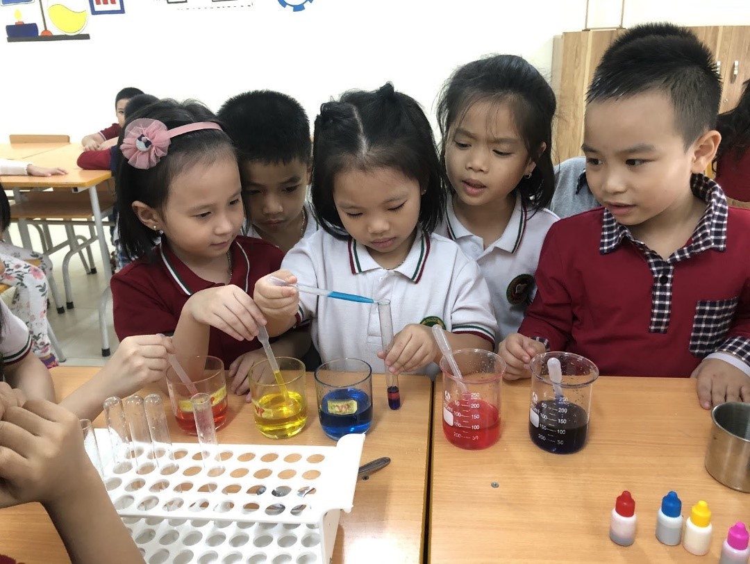 Những tiết học STEM tại Victoria Thăng Long