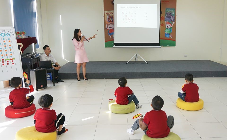 Học sinh lớp Tiền tiểu học của Victoria Thăng Long