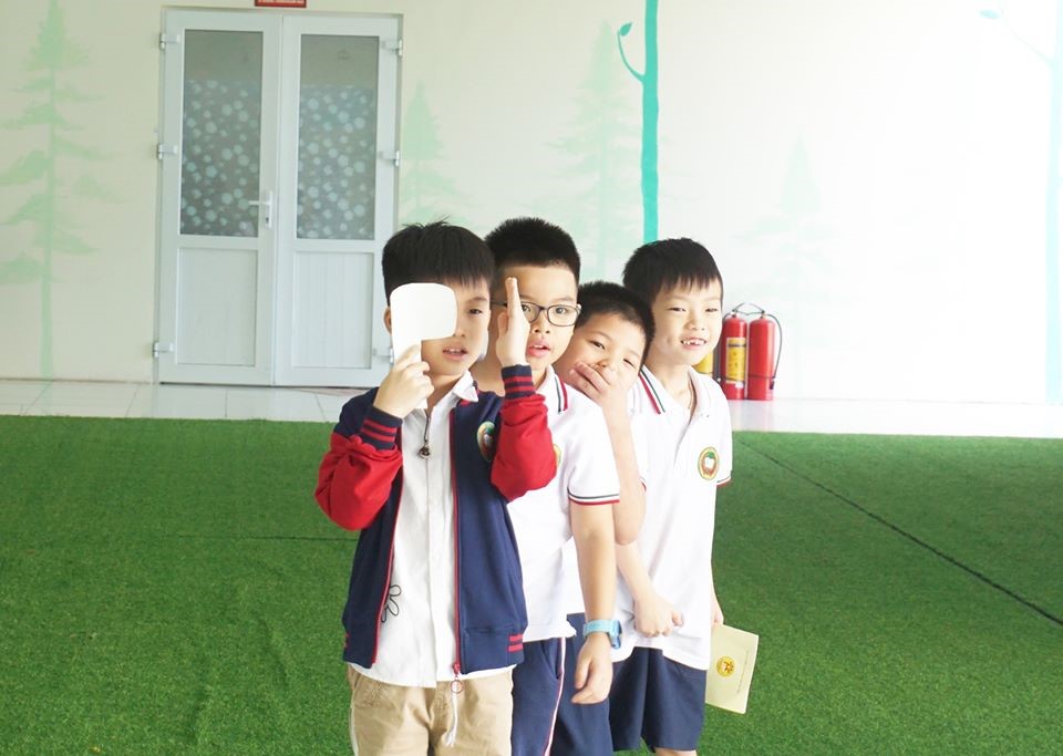 Khám sức khỏe định kỳ cho học sinh tại Victoria Thăng Long